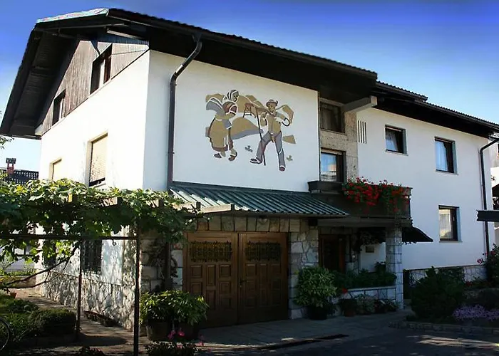 Gæstehus Sobe Apartma Milena 3*